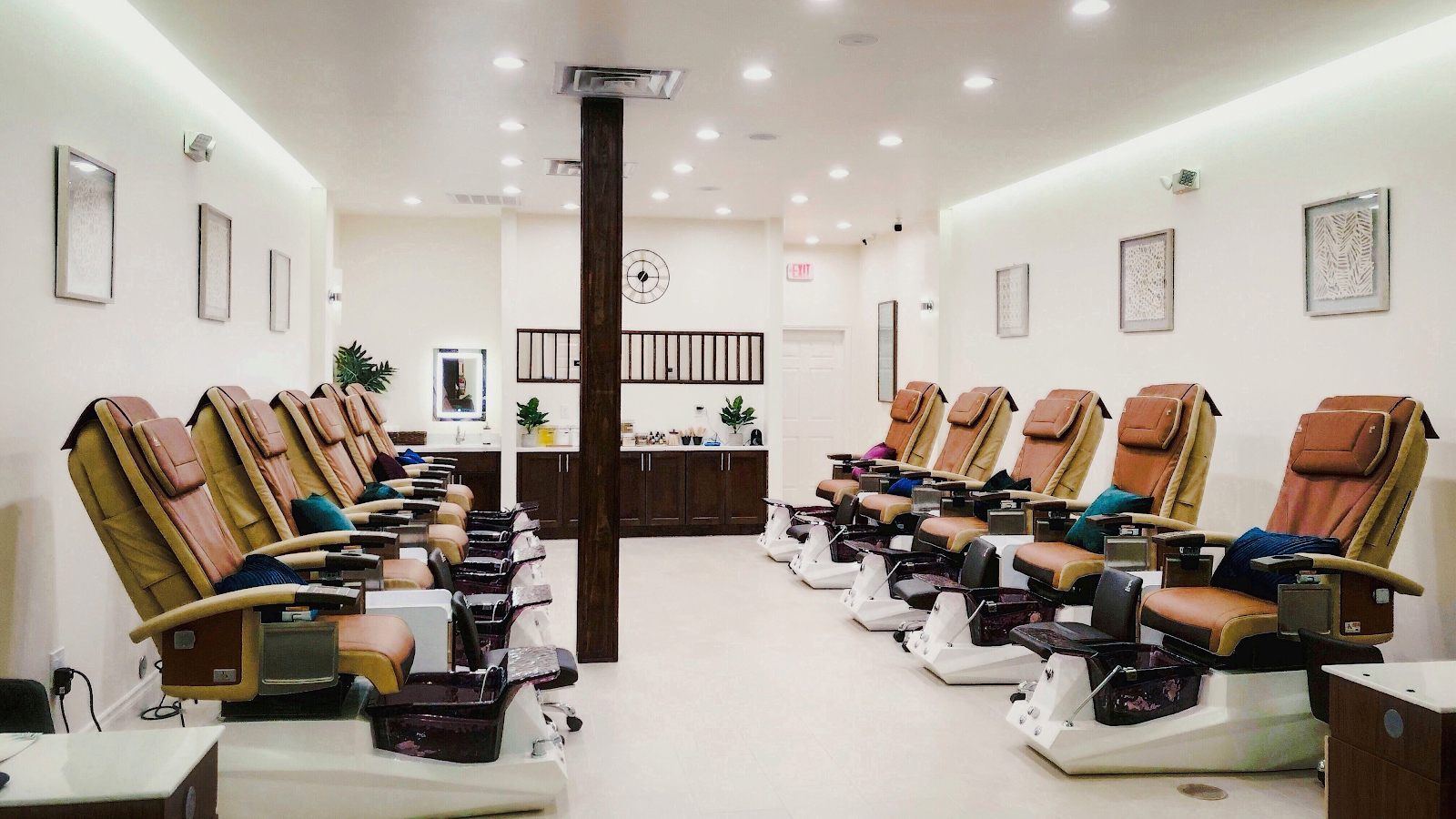 HAVANA NAIL SPA logo
